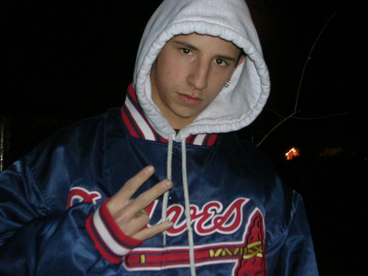 04_travis1114845453