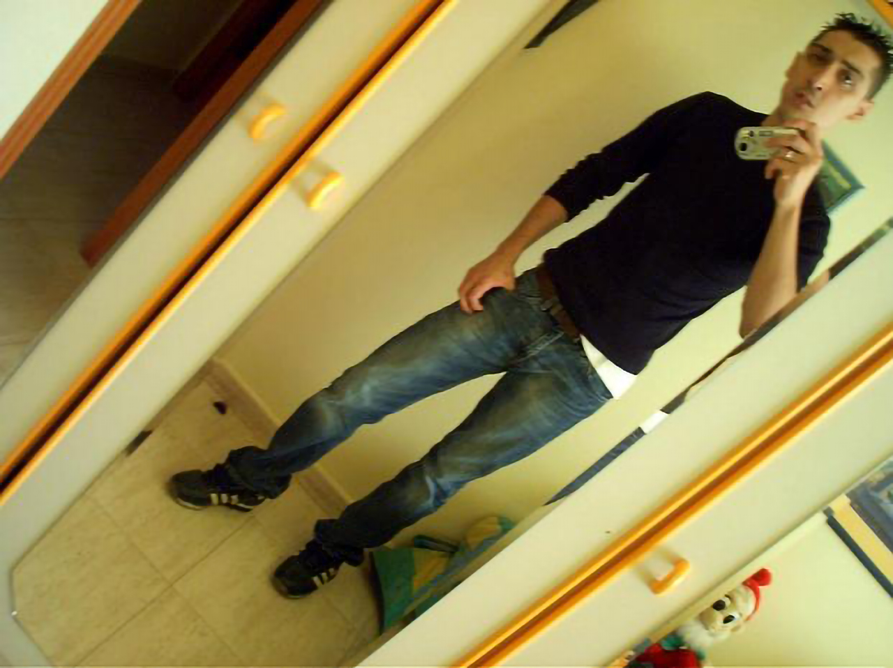 12_toni241102372255
